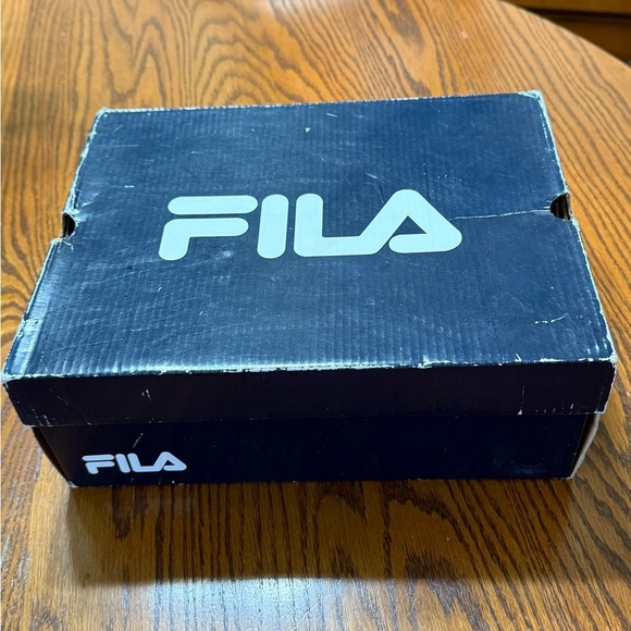 Fila Exchange 2K10 Sneakers White and Silver Men's Size 7.5 - Picture 8 of 9